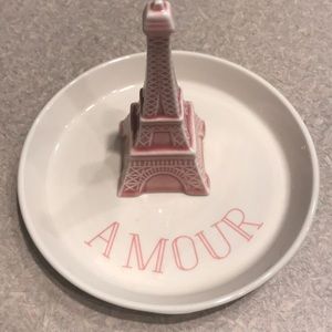 Eiffel Tower Amour ring holder